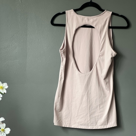 Nike Key-hole DRI-FIT Tank - Picture 3 of 6